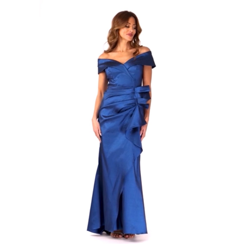 Xscape Off-The-Shoulder Gown Women 8P New Blue Ruffle Evening Dress